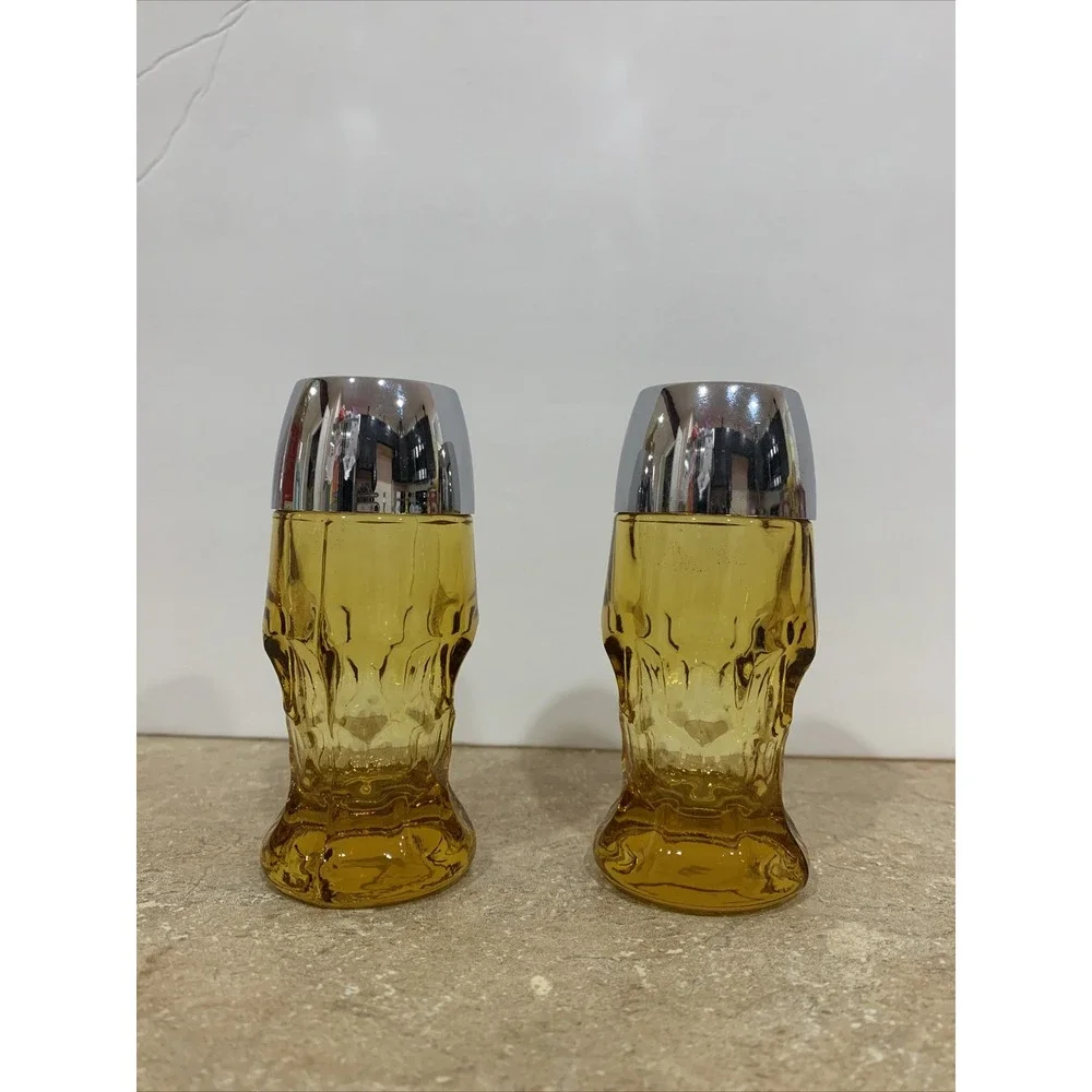 Vintage Viking Georgian Glass Amber Honeycomb Salt And Pepper Shaker Set